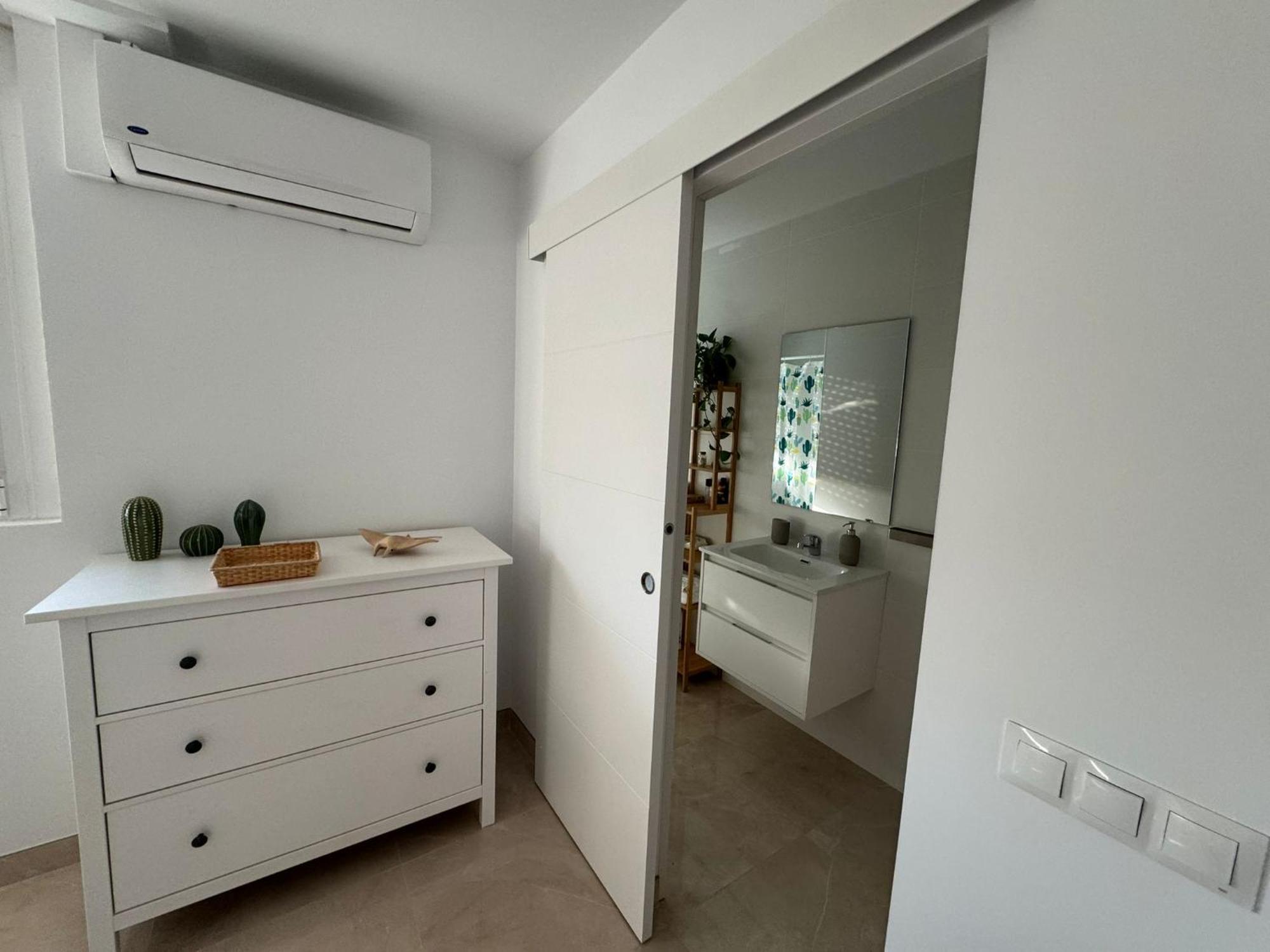 Tokyo Rooms Monsul Habitacion Premium Con Bano Privado Almería Eksteriør billede